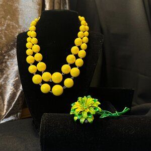 Graduated Double Yellow Beads Large Green Enamel Metal Flower Pin on Spring